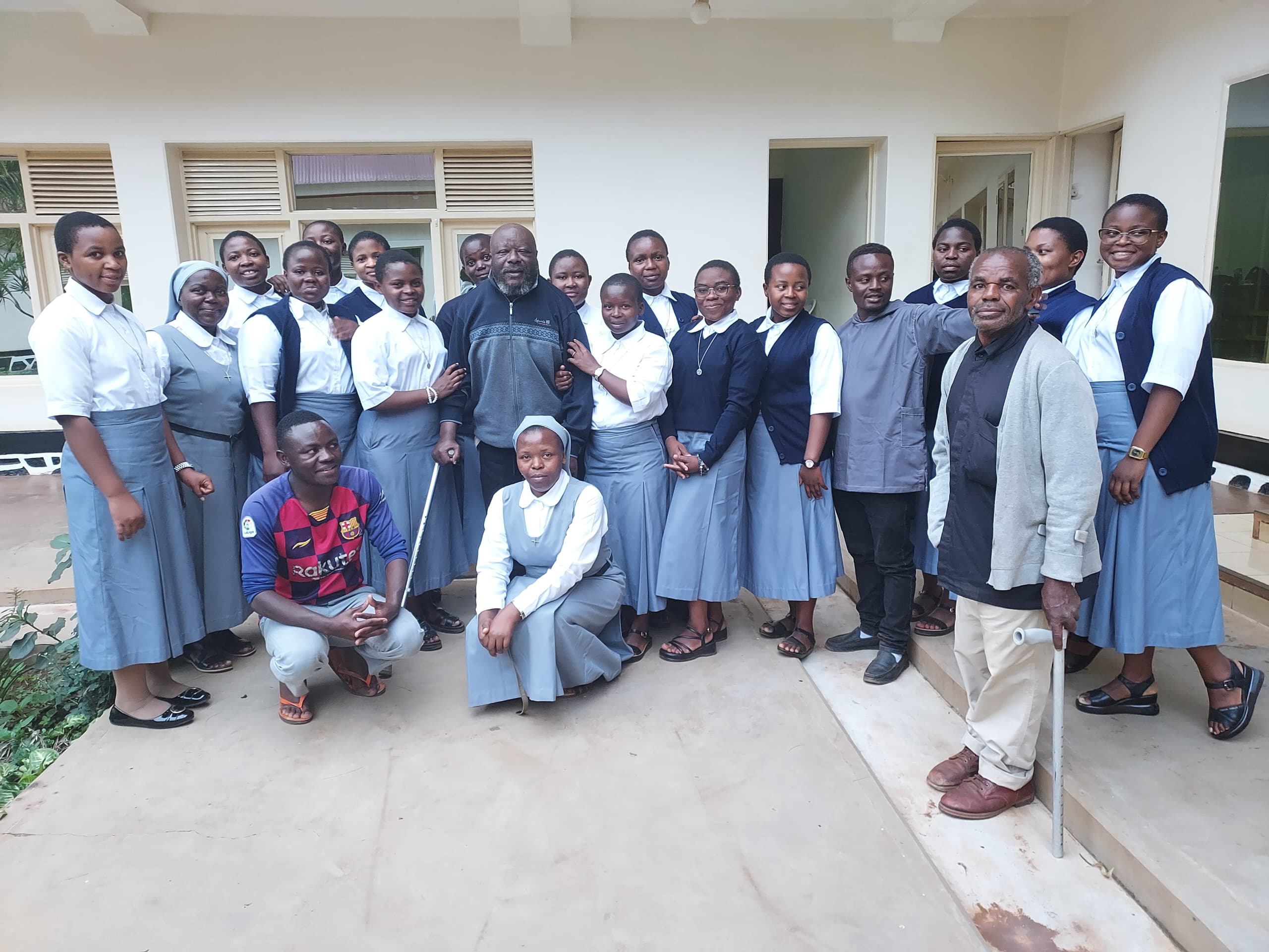 WhatsApp Image 2025-12-14 à 18.56.00_21e54ff7.jpg